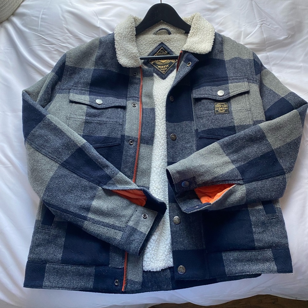 Superdry Navy Plaid Jacket With Sherpa Lining Size M